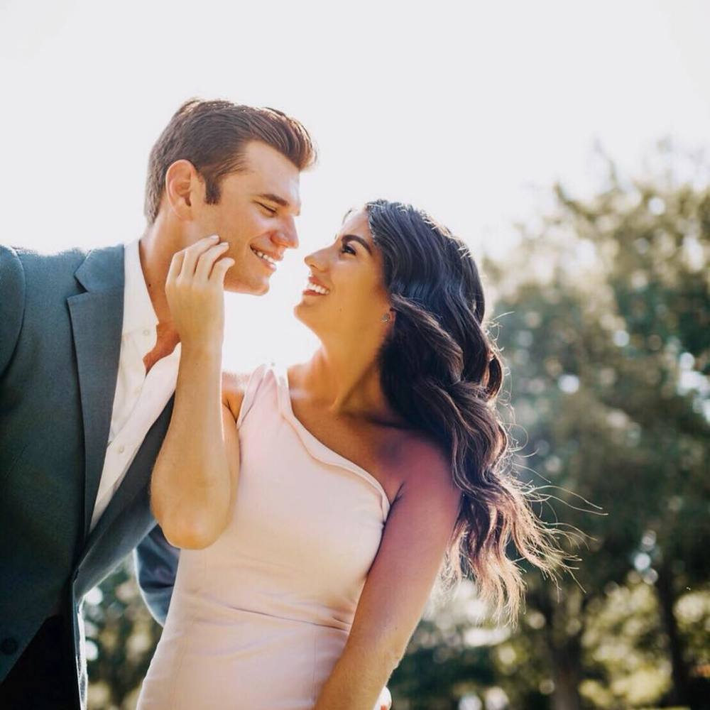 Meet your Posher, Samara